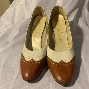 Vtg 60's 70's Shoes Brown/creme Spectator Pumps Heels  7.5